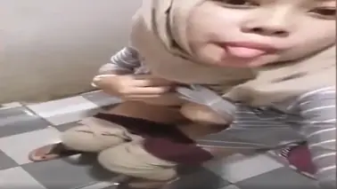 Jilbab Cream Manyun Manyun